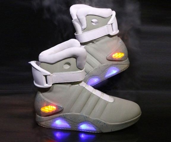 back-to-the-future-ii-light-up-14282