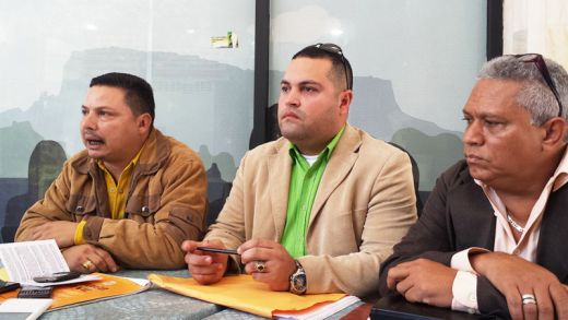 La defensa de los sidoristas Rederick Leiva, Heberto Bastardo y Leinys Quijada denuncia que los delitos precalificados no concuerdan con el expediente. Foto Clavel Rangel