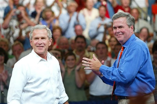 Foto: George y Jeb Bush / AP