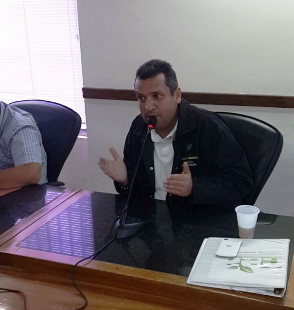 Concejal Omar Villalba sesion repudio a colas