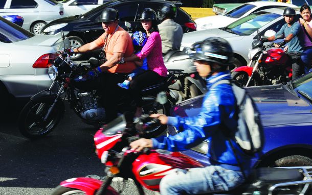 3bc4d_venezuela_caracas_motos1