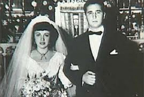 El 11 de octubre de 1948 Fidel Castro se casó con Mirta Francisca de la Caridad Diaz–Balart Gutiérrez, estudiante de Filosofía 