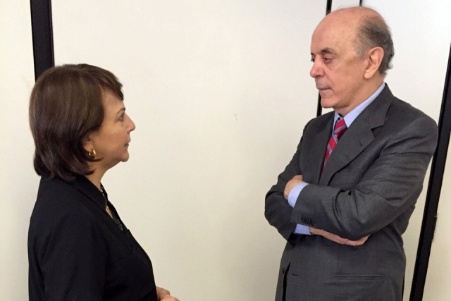 Mitzy de Ledezma junto al senador Jose Serra