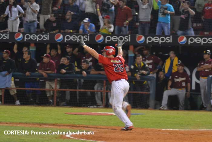 Cardenales a un triunfo de Hermosillo