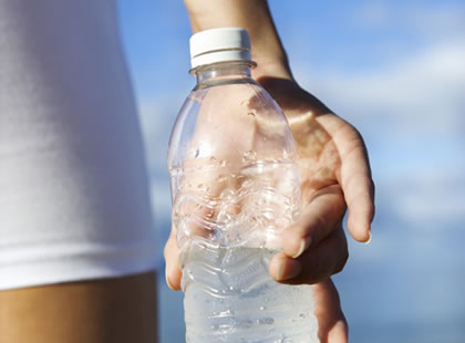 Los peligros de no beber suficiente agua