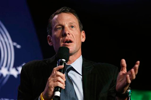 Lance Armstrong sigue pidiendo perdón