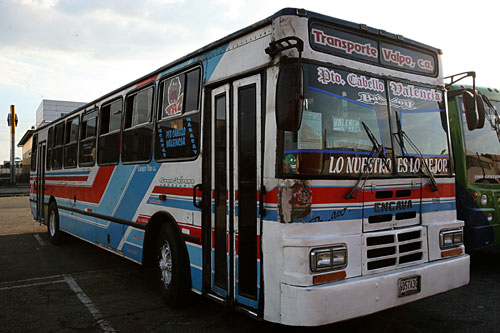 Policía de San Diego frustró robo en colectivo secuestrado