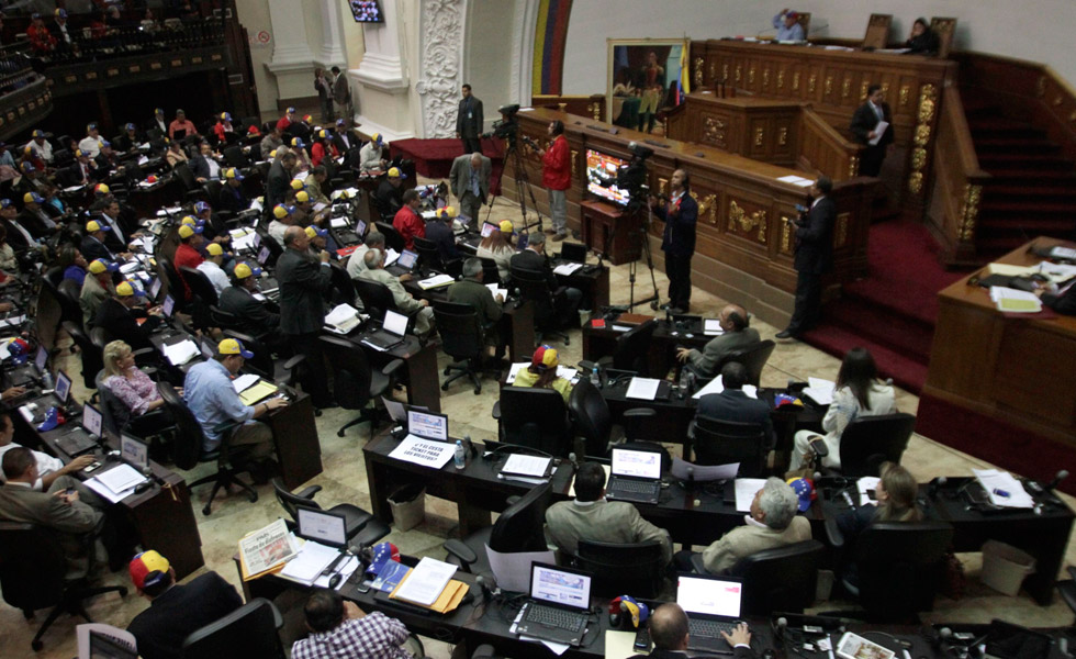 Diputados de ambas bancadas acordaron convivir en paz (puntos aprobados)