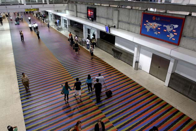 Bomberos controlaron conato de incendio en el aeropuerto de Maiquetía