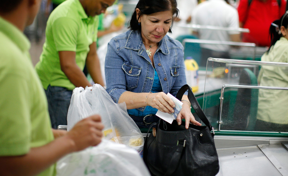 Economistas prevén salto inflacionario