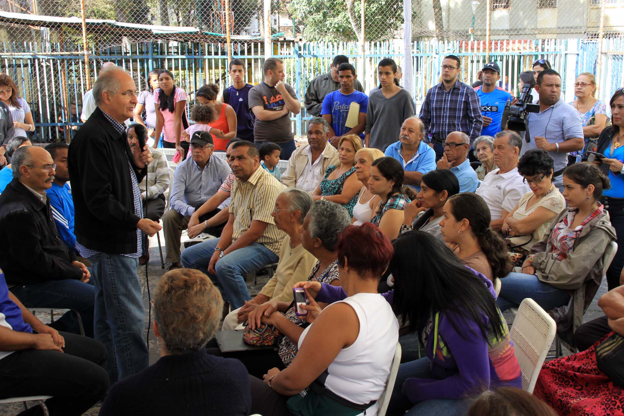 Ledezma destaca dificultades para gobernar sin presupuesto