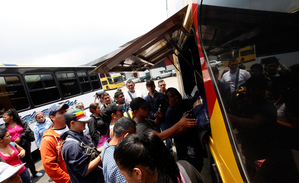 Se han movilizado más de 100.000 turistas por el terminal de La Bandera