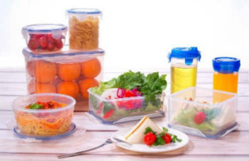 10. Tupperware. Esta es una marca que todos conocemos y que en los últimos años se hizo muy popular y que todos utilizamos cuando queremos hacer referencia a los envases de plástico que hay en casa.