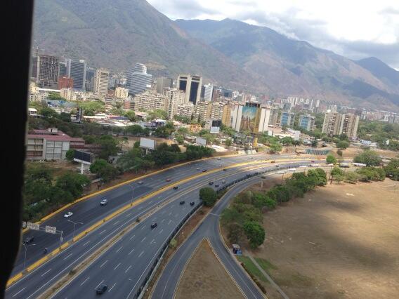 Caracas solitaria (Fotos Aéreas)