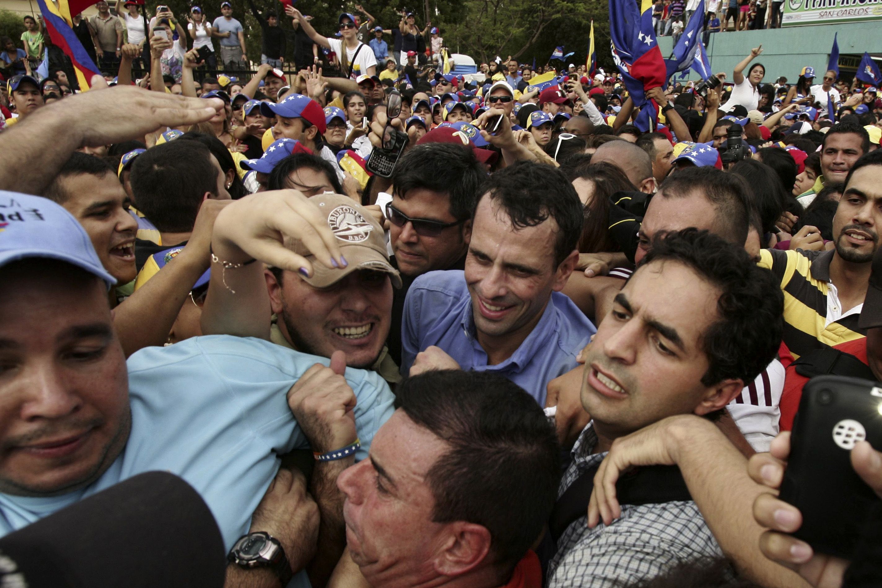 Capriles: Nuestro compromiso es con la tranquilidad del pueblo (imperdibles imágenes)