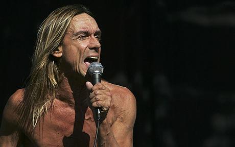 Iggy Pop lanza “Burn”, primer sencillo de su nuevo disco