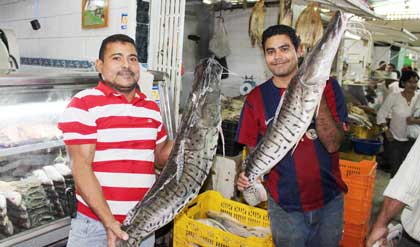 Pescado y frutas los más buscados en Semana Santa