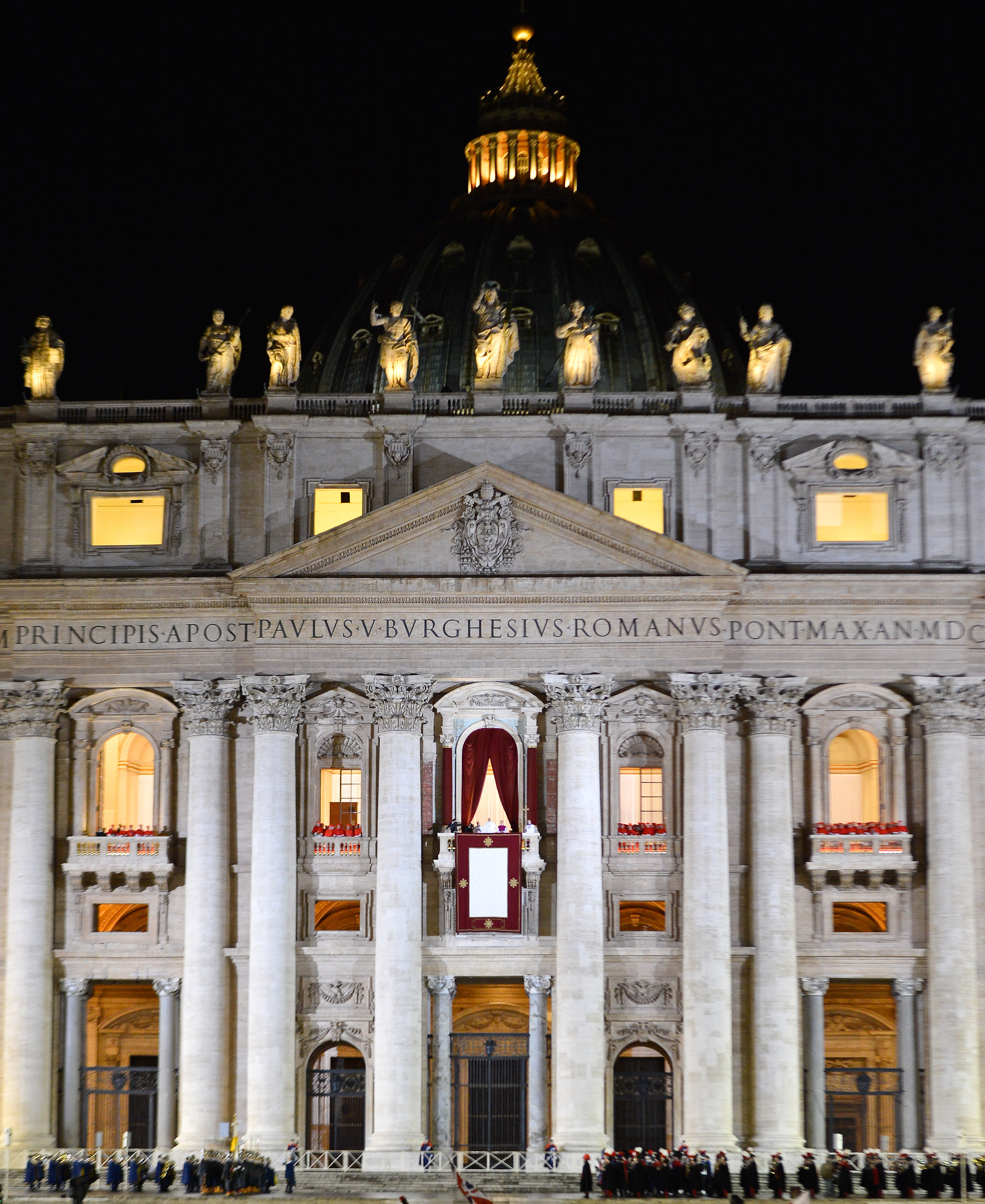 Vaticano rechaza acusaciones contra el Papa por desaparecidos argentinos