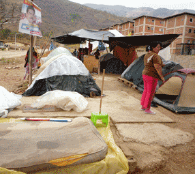 “Nos llegó la época de lluvias y seguimos durmiendo en carpas”