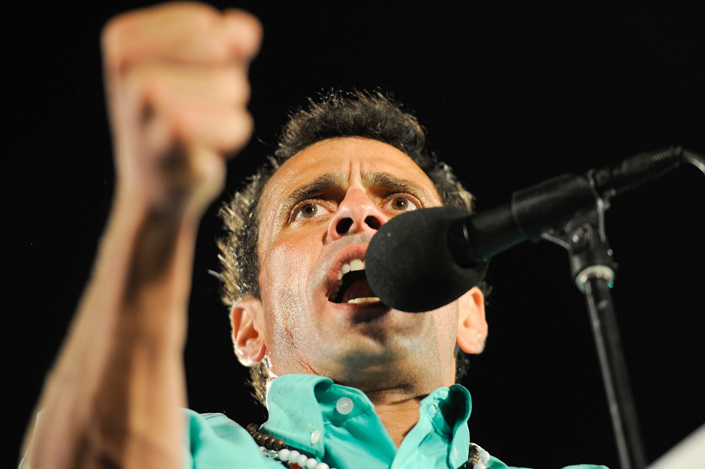 Capriles invitó a todos los venezolanos a votar este 14A