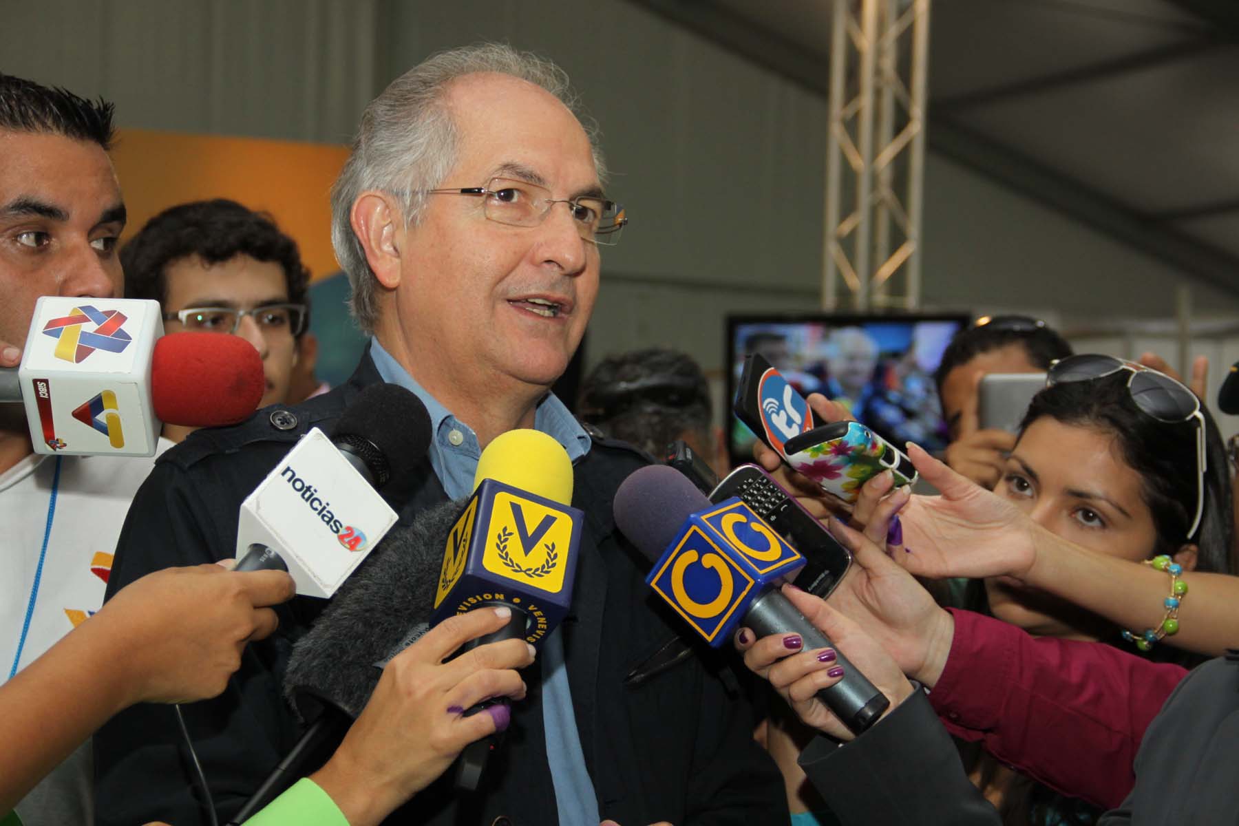 Ledezma a Jorge Rodríguez: Su actitud no se corresponde con el clima de paz del proceso electoral