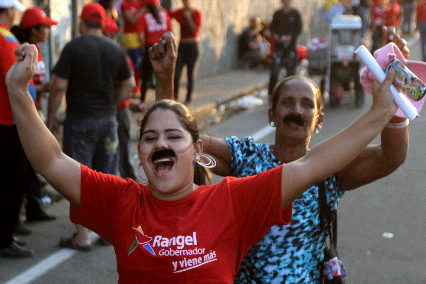 La chica bigotuda (Foto + nada sexy)