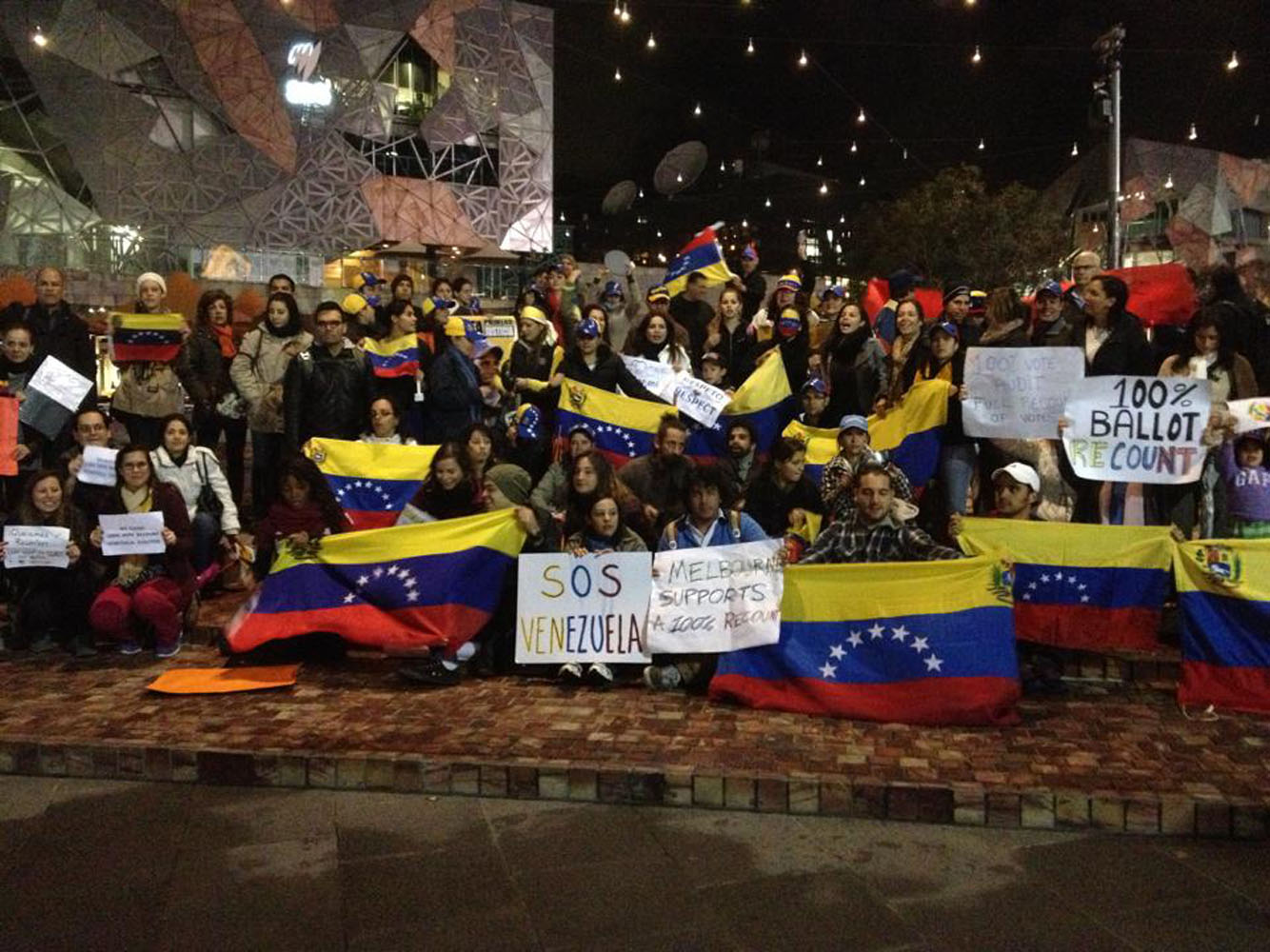 Venezolanos en Australia piden reconteo de votos (Fotos)