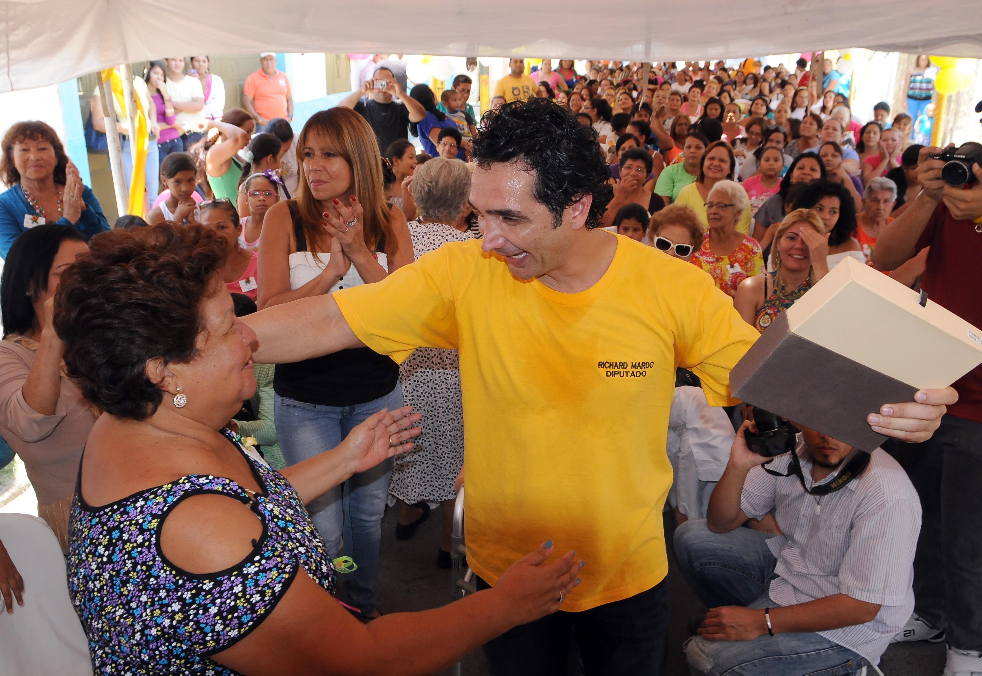 Mardo brindó agasajo a las  luchadoras de Aragua