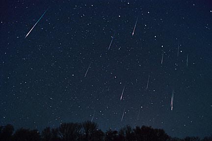 Intensa lluvia de estrellas benefició a la Tierra