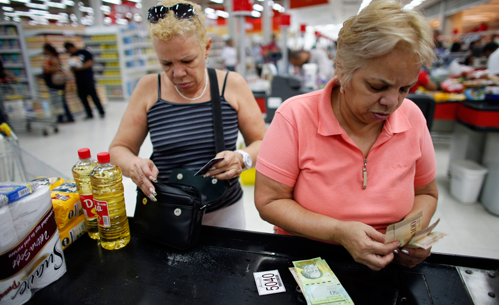 Salario mínimo sólo cubre 39% de la cesta alimentaria