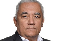 Hernán Castillo: Aberraciones militares