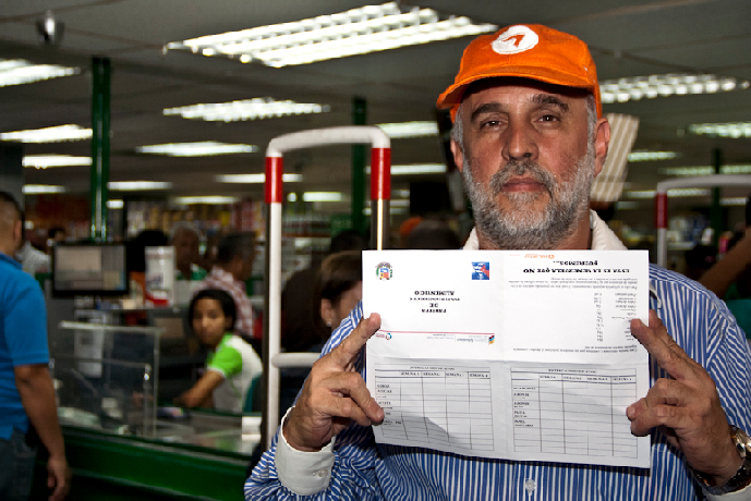 Voluntad Popular denuncia uso de libreta de racionamiento en supermercados de Caracas