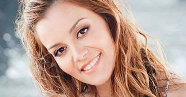 La hermana de Jenni Rivera dio a luz en el carro