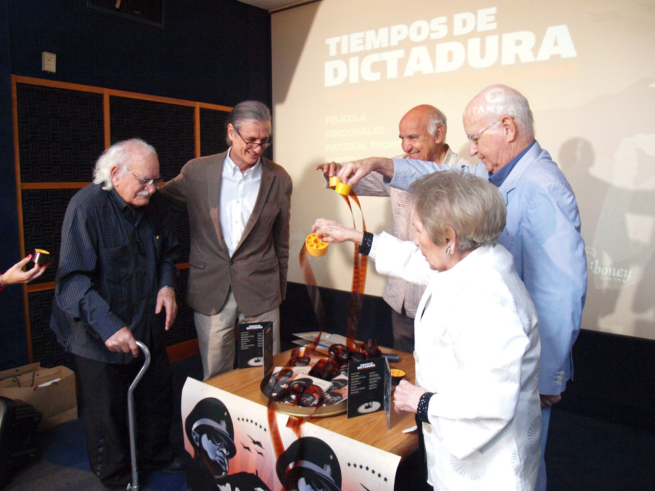 Lanzamiento del DVD “Tiempos de Dictadura” (Fotos)