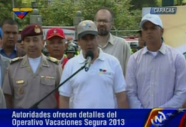 Gobierno inicia operativo Vacaciones Segura 2013