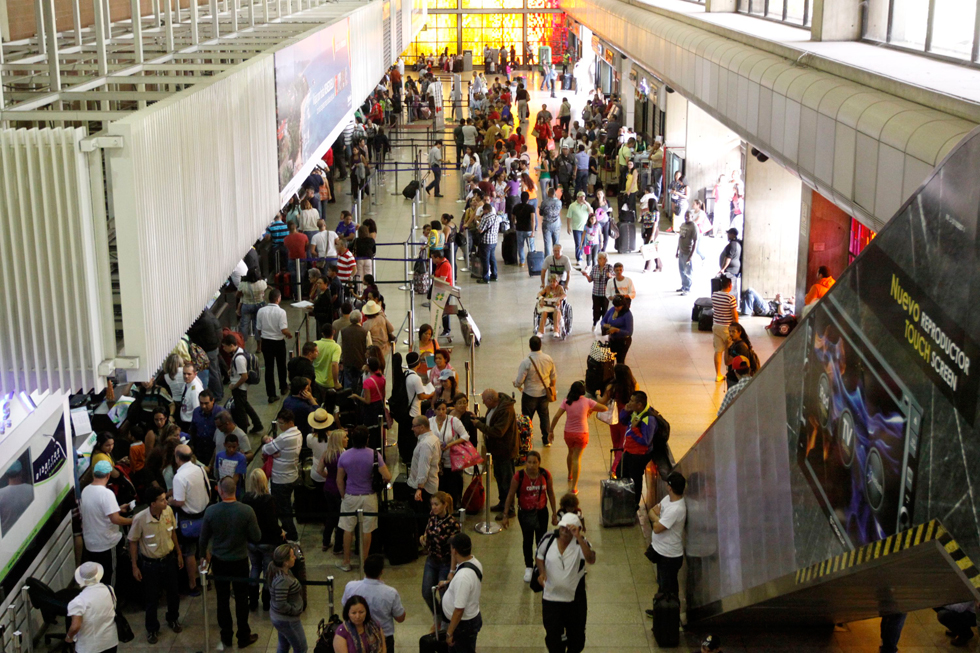 Aerolíneas entregarán al Gobierno lista de personas que no se presentaron al vuelo