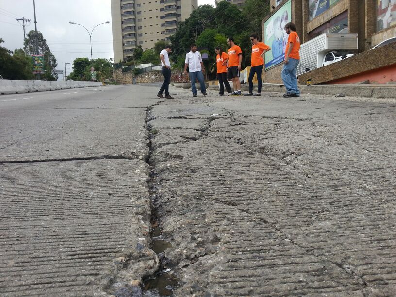 Smolansky comenzó Plan Calidad de Vías 2014-2018