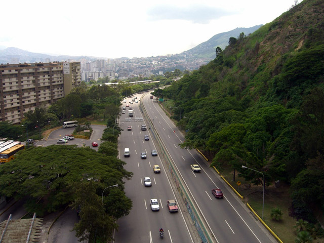 Cota Mil y avenida Bolívar permanecerán cerradas este fin de semana