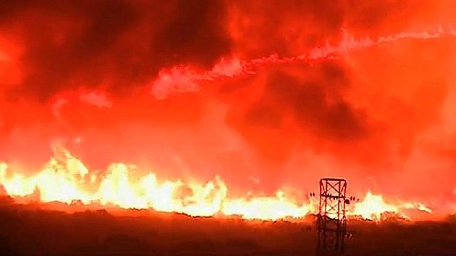 Evacuan a 200 personas por incendio en isla de Mallorca