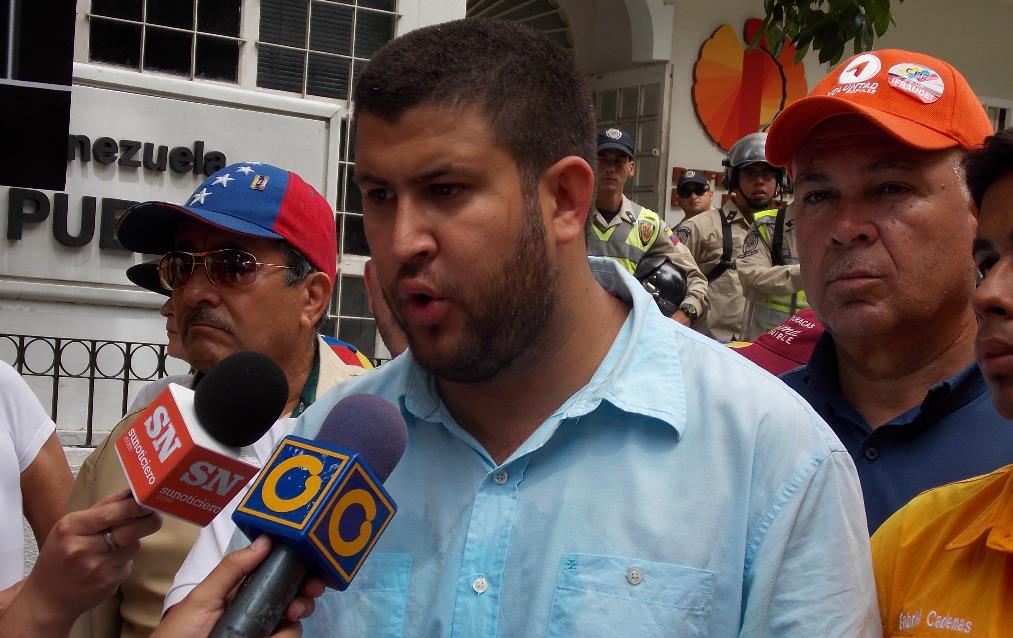 Smolansky: Defenderemos a María Corina Machado si Psuv allana su inmunidad parlamentaria