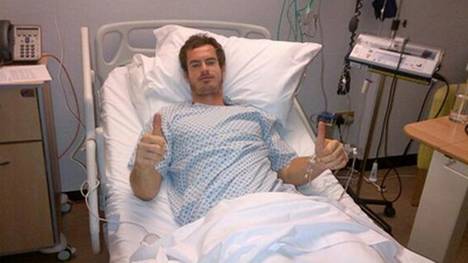 Andy Murray se recupera de la operación de su espalda