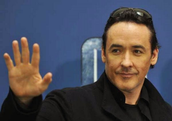 El actor John Cusack era acosado por una fan