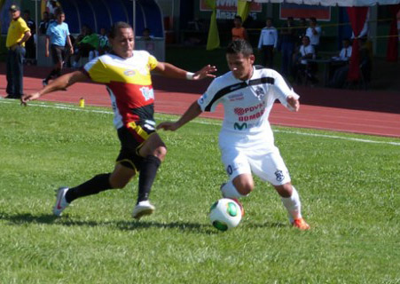 Zamora marcha imparable y es líder del torneo Apertura