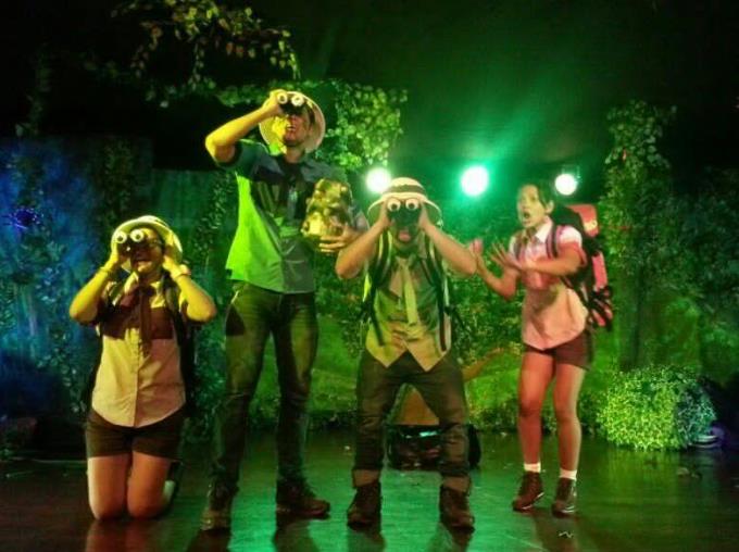 Los “Exploradores del Mundo Jurásico” continúan en Teatro Urban Cuplé (Foto)