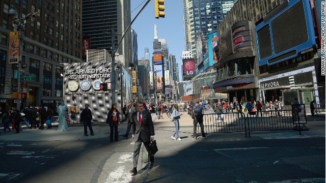 Tiroteo en Times Square deja dos mujeres heridas por error