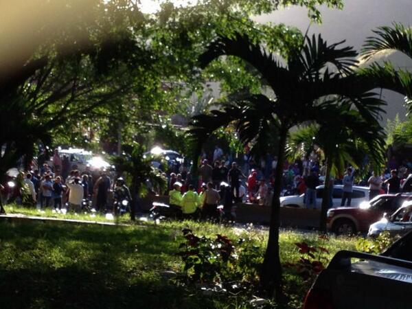 Protesta mantiene el paso cerrado en La Panamericana (Fotos)