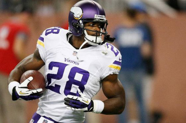 Hijo del jugador de la NFL Adrian Peterson, muere tras ser golpeado