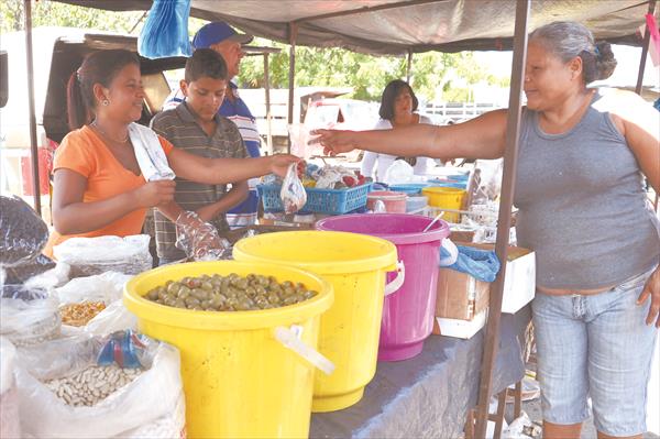 Para hacer las hallacas lo único que sale barato es el pabilo