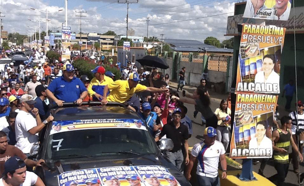 Así recibió Anzoátegui a Capriles (GENTÍO)