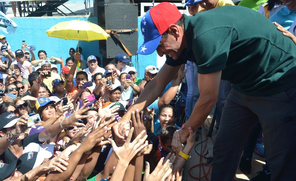 Capriles denuncia que el Gobierno está censurando a los medios de comunicación